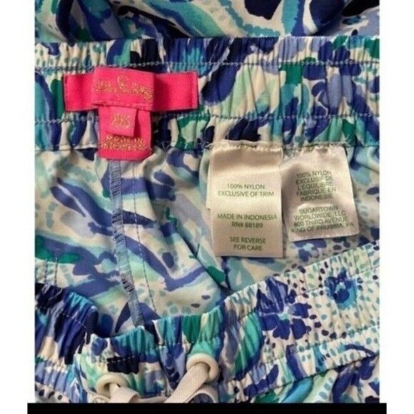 LILLY PULITZER Luxletic Run Around Shorts Women XXS Blue Multi Dopamine Hot Pant - Picture 6 of 10